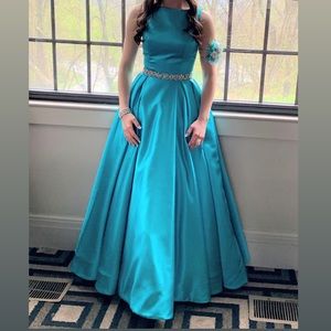 Teal blue prom dress
